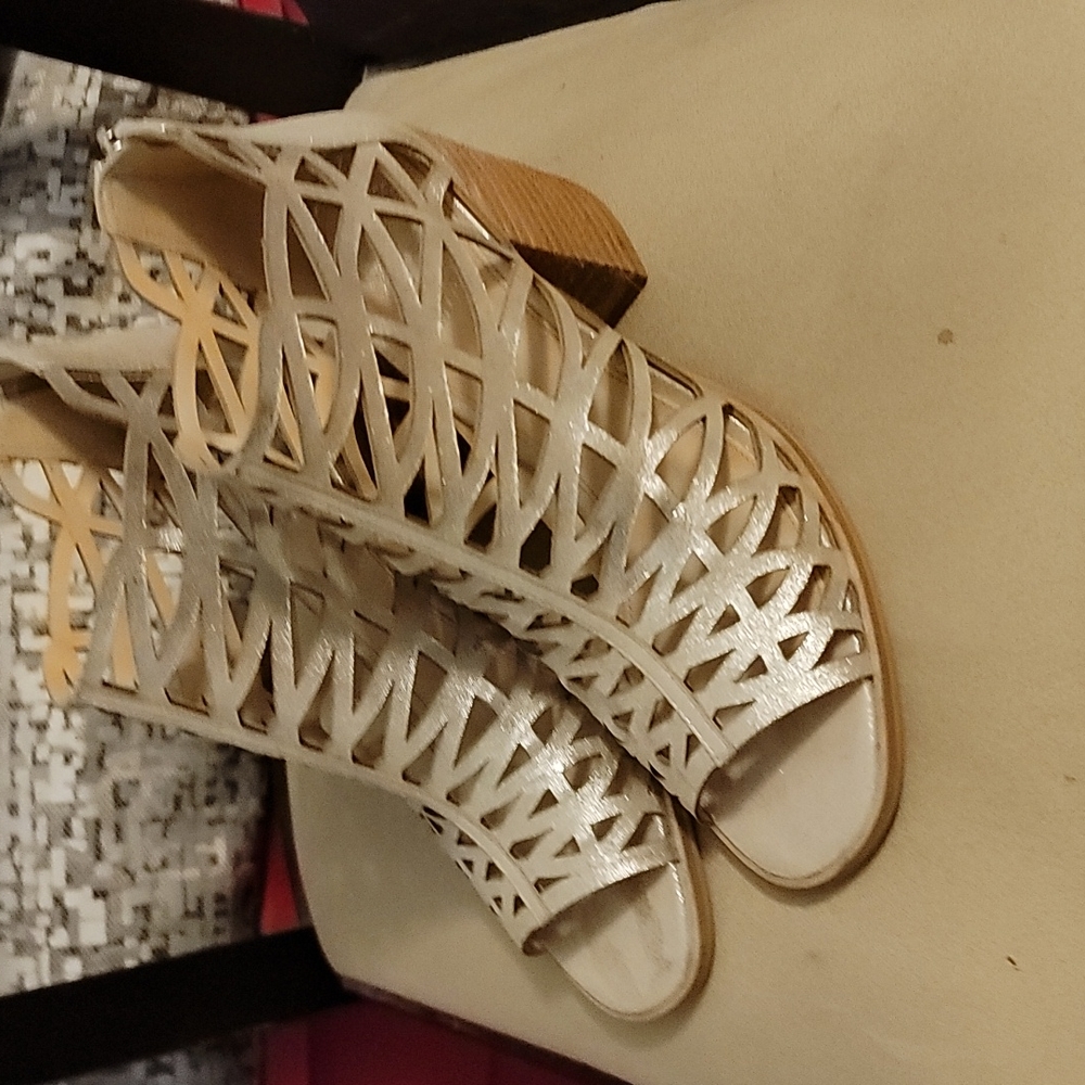 Vince camuto wedge shoes